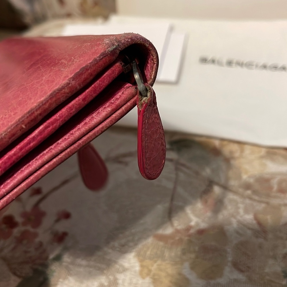 Authentic Balenciaga Wallet - Picture 11 of 17